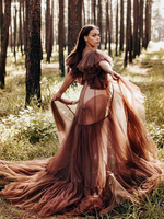 Robes de Soirée Cocktail Longues Maternités en Mousselines à Traîne à Col V avec Volants en Plumes avec Manches Courtes Volantes Coupe Cintrée Bas Evasée avec Volantes Comme Gâteau Unicolore