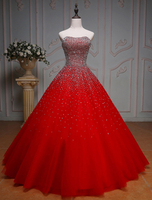 Robes de soirée de luxe en satin mat avec perles princesse bustier et doublure sans manches longueur plancher sans jupon de quinceanera