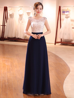 Robes de soirée Robe formelle en dentelle bleu marine foncé Illusion Perlée Couleur contrastée Longueur au sol