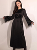Robes de soirée Robe semi-formelle noire à manches longues plumes à col rond