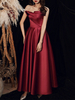 Robes de Soirées Longues en Satin Femmes Epaules Dénudées sans Manches Coupe Cintrée Bas Evasée avec Dos Nu Unicolore Robes de Princesse Bordeaux