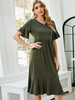 Robes droites olive Charmante robe de tube en polyester à manches courtes avec col bijou