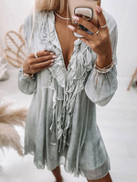 Robes droites Robe tube asymétrique en polyester gris clair à encolure en V