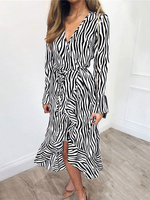 Robes Longues Imprimés avec Manches Longues Volantes à Col V Coupe Cintrée avec Poches Fente Sur Devant Bas Evasée Bicolores