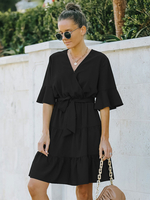 Robes patineuses Polyester col en V noir décontracté manches courtes robe ajustée et évasée