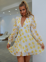 Robes patineuses pour femmes en polyester col en V beige sexy longue robe évasée à manches bouffantes