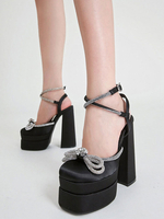 Sandales à talons pour femmes Bout carré Talon épais Sandales en cuir PU