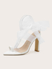 Sandales à talons pour femmes Sandales à bride à la cheville en cuir PU à talon géométrique blanc