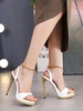 Sandales à talons Talon aiguille blanc Bout ouvert Cuir PU Talons blancs à bride à la cheville