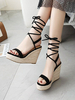 Sandales Compensées à Talons Femme avec Brides à Lacets Bicolores avec Bout Ouvert