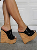 Sandales compensées femme noir en PU verni