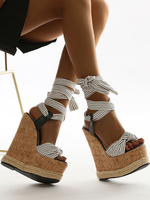 Sandales compensées femmes blanche en toile à lacets