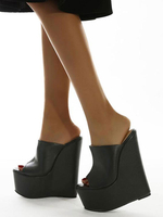 Sandales compensées sexy femme noir en micro daim à zip