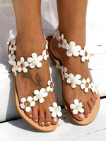 Sandales plates blanches Embellissement de fleurs Sandales à bout rond en cuir PU à bout rond