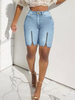 Short en jean femme bleu bébé taille surélevée longueur genou irrégulière boutons de cow-boy