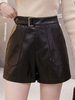 Shorts pour femmes poches décontractées en cuir Synthétique short noir