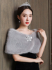 Strass en fausse fourrure gris clair sans manches cache-cœur de mariage