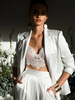 Tenue de mariée costume de mariée 2 pièces blazer et pantalon en tissu satiné
