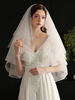 Voile de mariage à trois niveaux en tulle à bords coupés voile de mariée classique