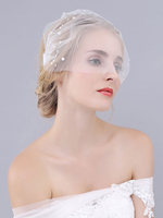 Voile de mariage un niveau perlé tulle bord coupé voile de mariée ovale