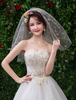 Voile de mariée étoiles quatre niveaux Net Cut Edge classique voile de mariée