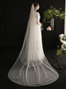 Voiles de mariage à deux niveaux cloutés en tulle perlé bord de finition classique étage longueur voile de mariée