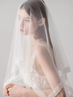 Voiles de mariée en ivoire Tulle à un niveau de dentelle Dentelle