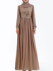 Vêtements Arabes Robes Femmes Traditionnelles Longues Imprimés en Mousselines Cousu en Paillettes avec Manches Longues Bas Evasée