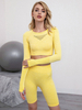Vêtements de sport jaunes pour femmes Vêtements de yoga Manches courtes en nylon Vêtements dentraînement sexy extensibles